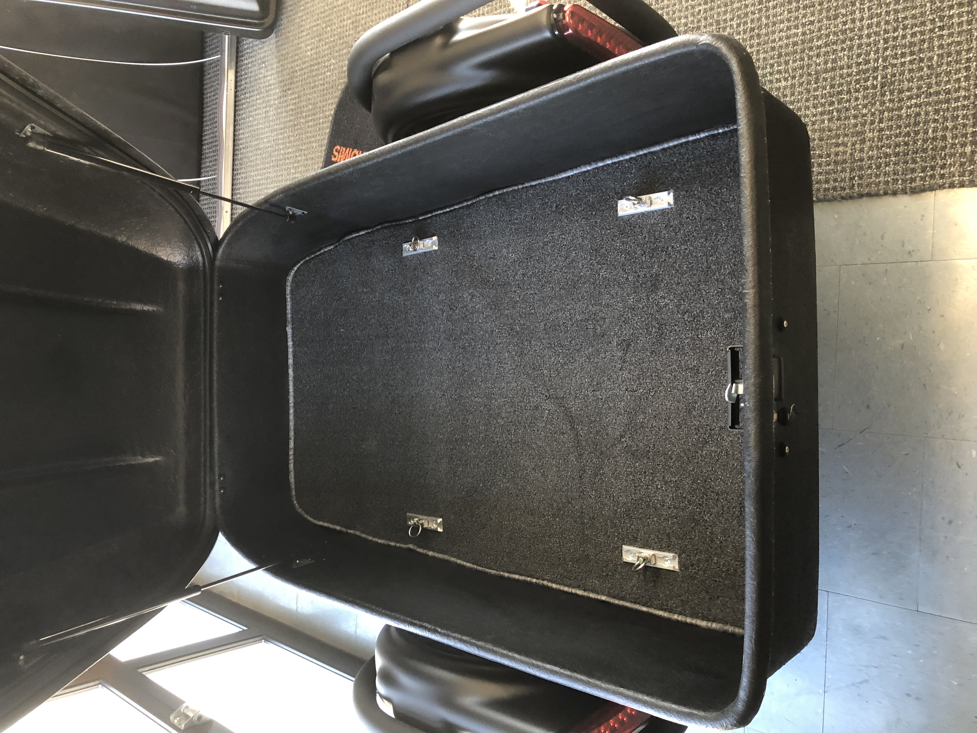 NIXFACE Support de ligne de bordure 3 places pour porte-bagages de remorque  fermés : : Auto
